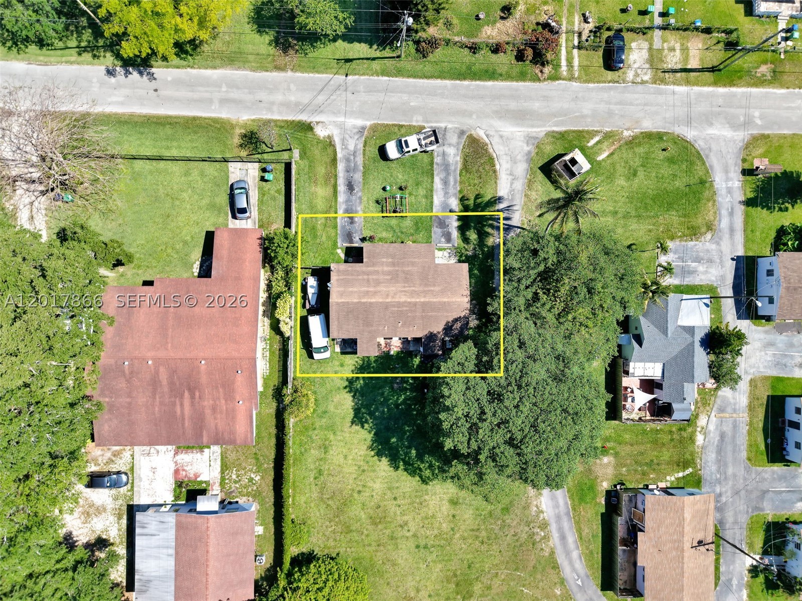 main property photo 18