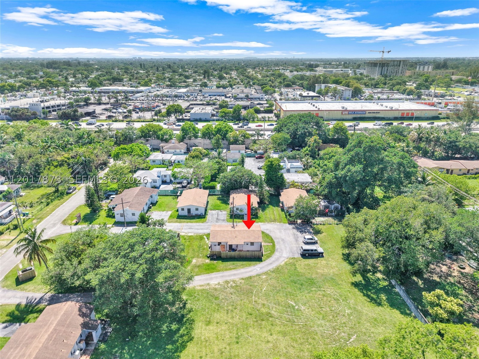 main property photo 25