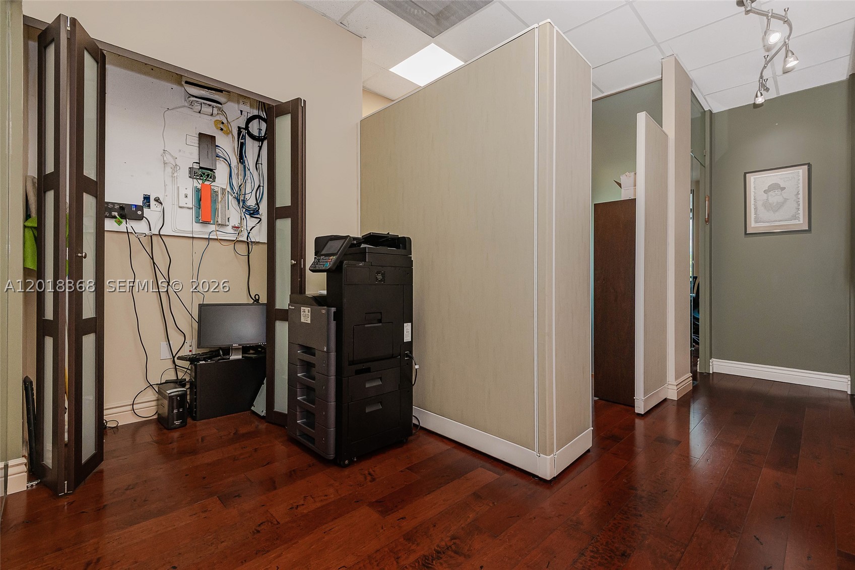 main property photo 10