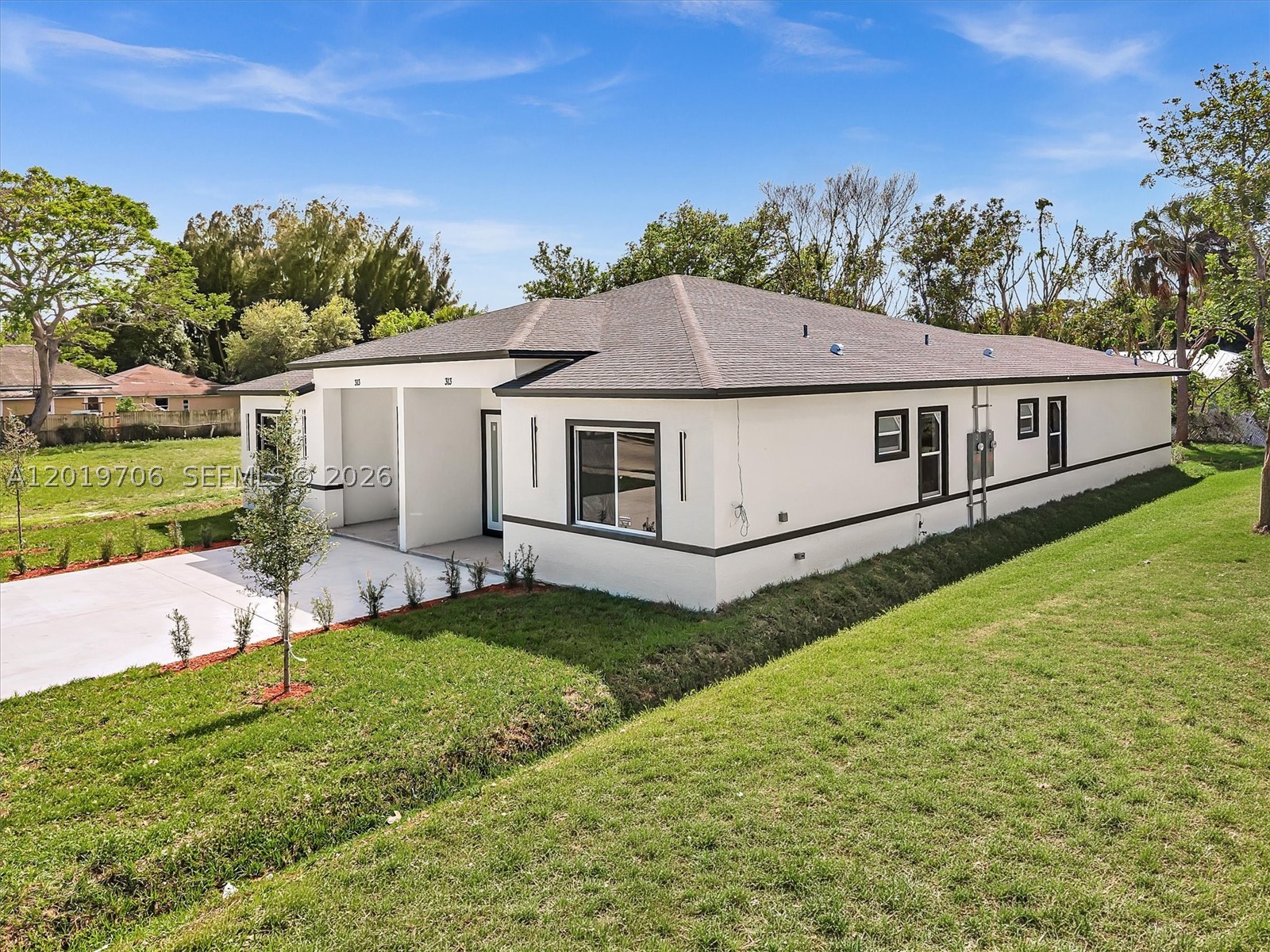 main property photo 95