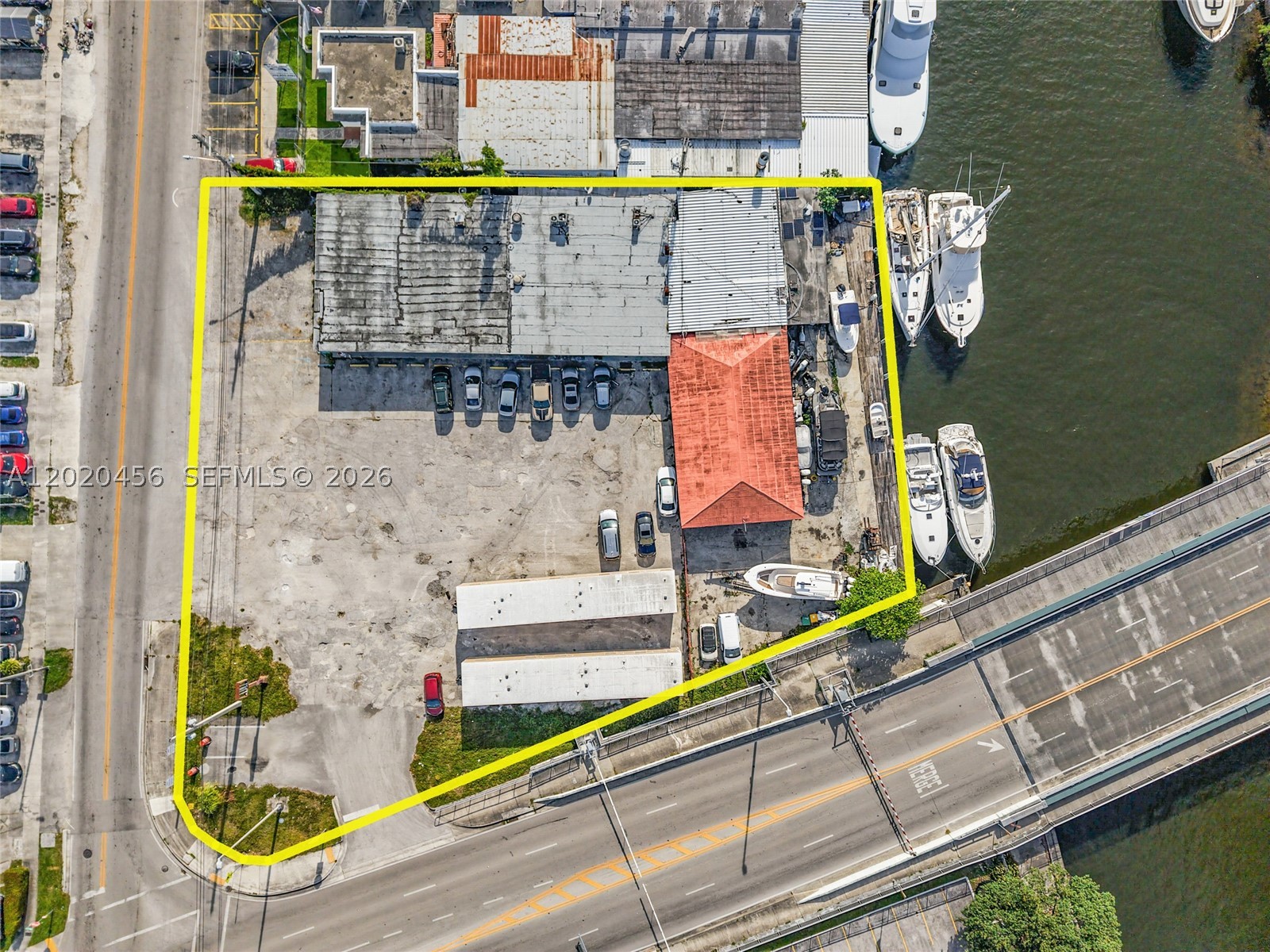 main property photo 2