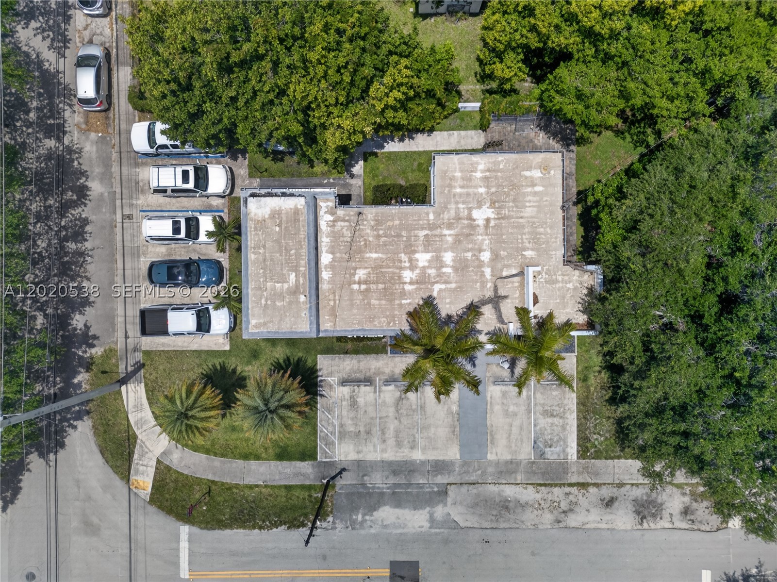 main property photo 37