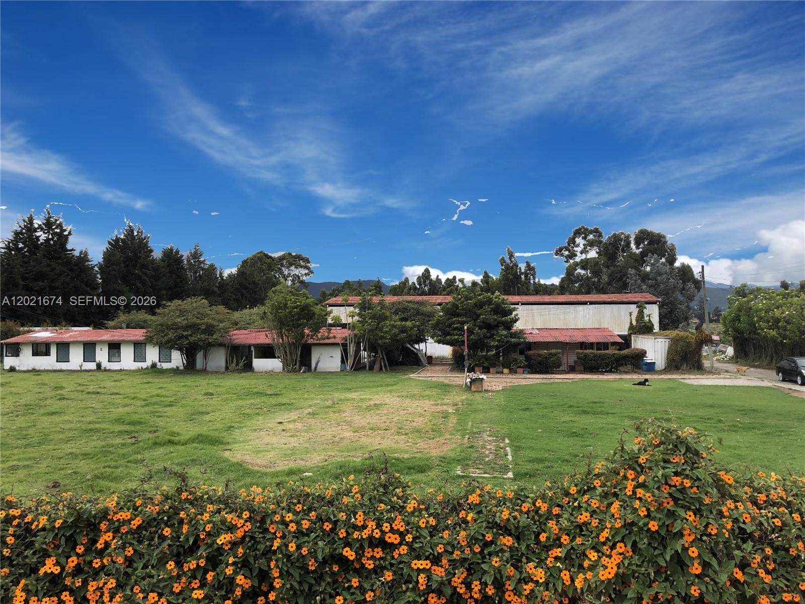 main property photo 0