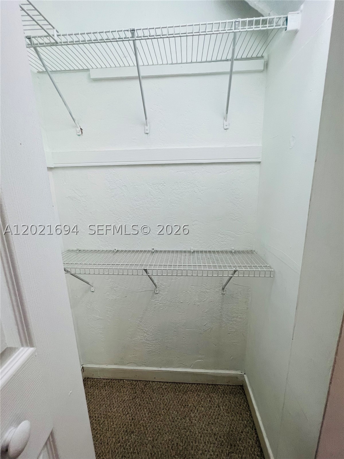 property viewer photo 10