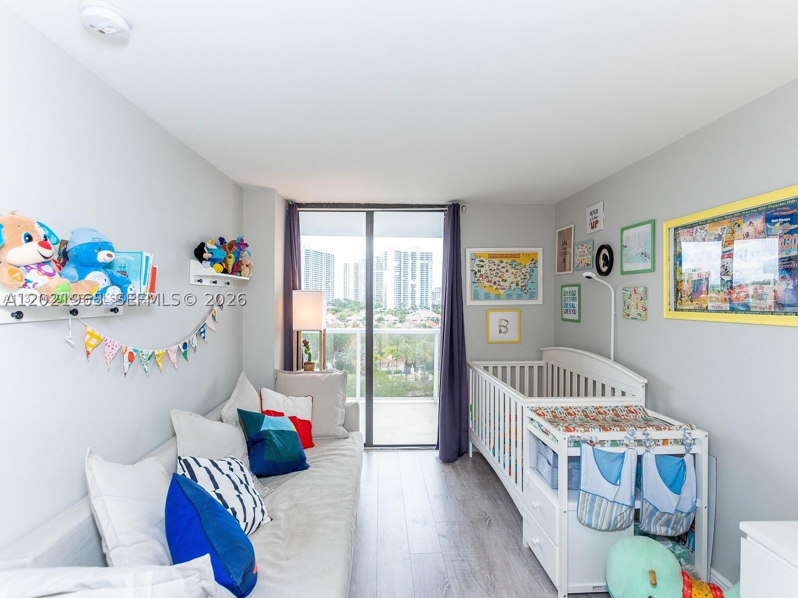 main property photo 24