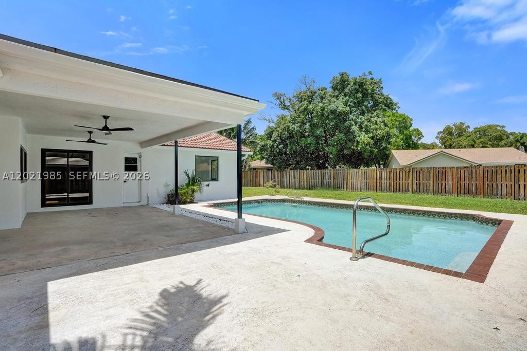 main property photo 49