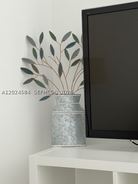 main property photo 77