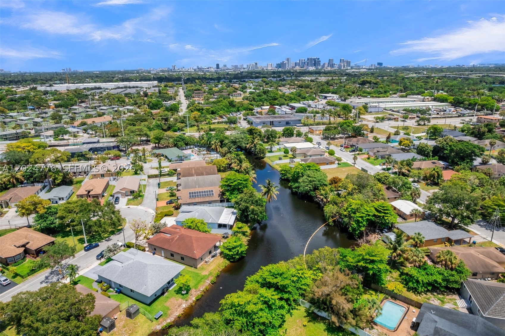 main property photo 35
