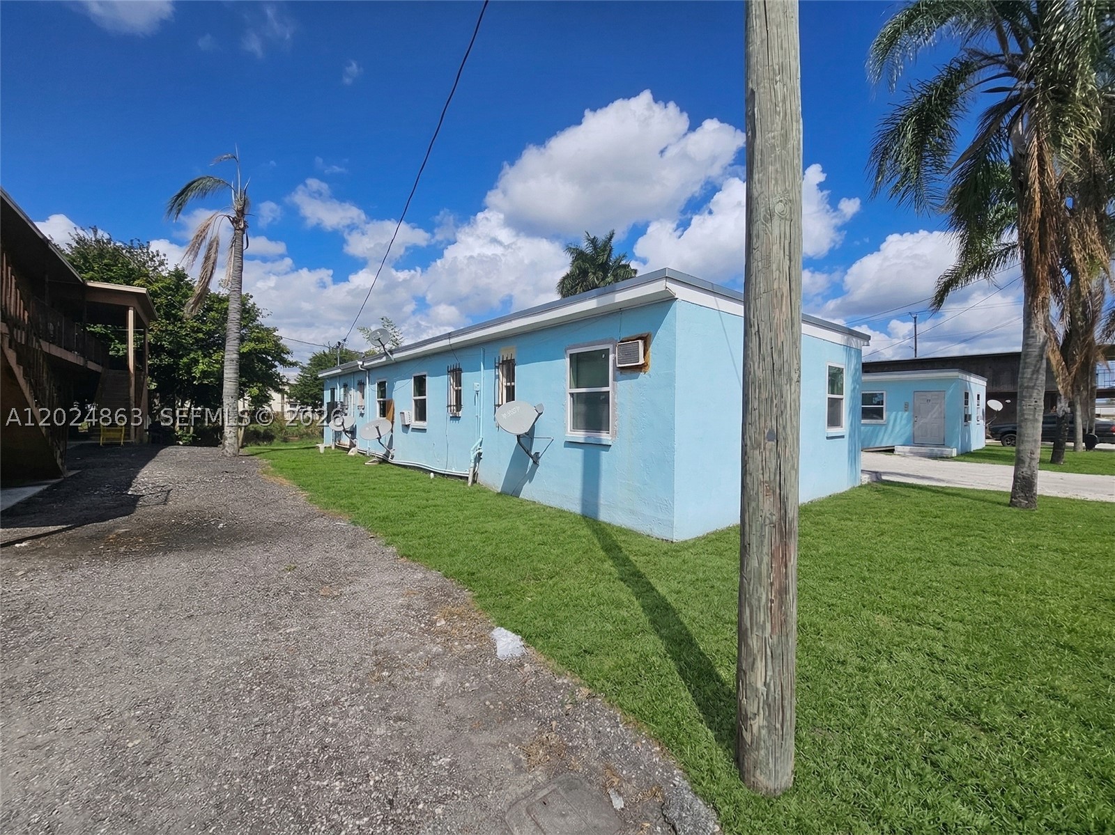 main property photo 15