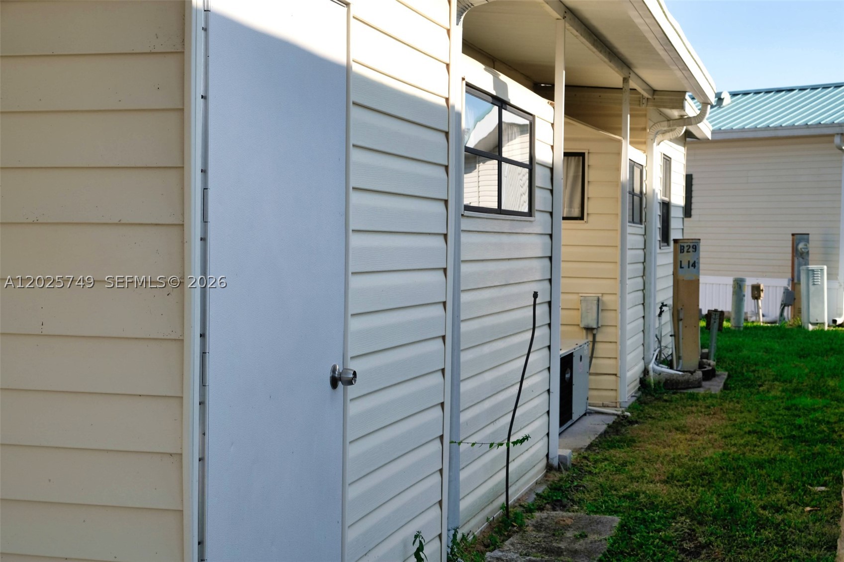 main property photo 20