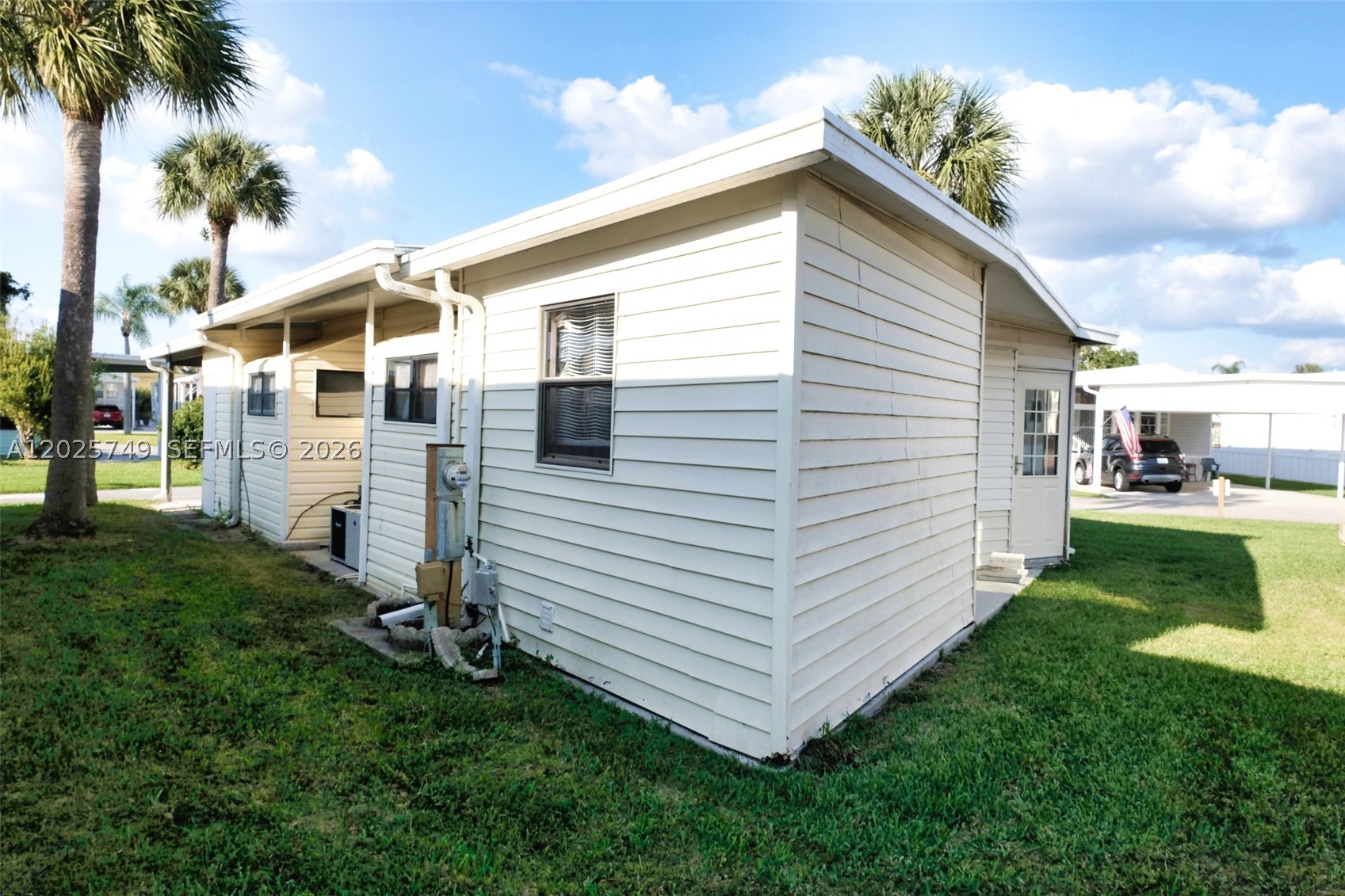 main property photo 22