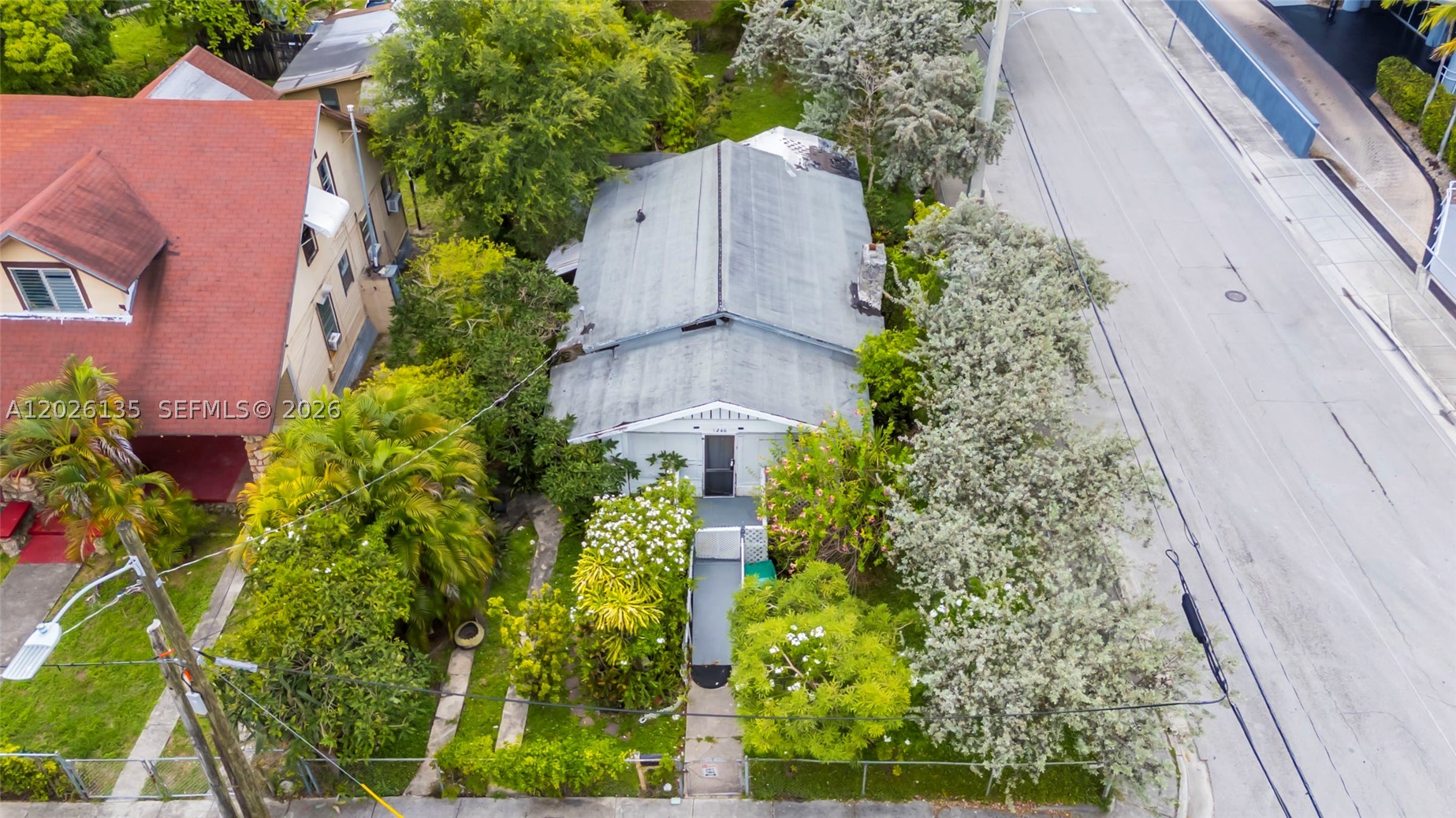 main property photo 12
