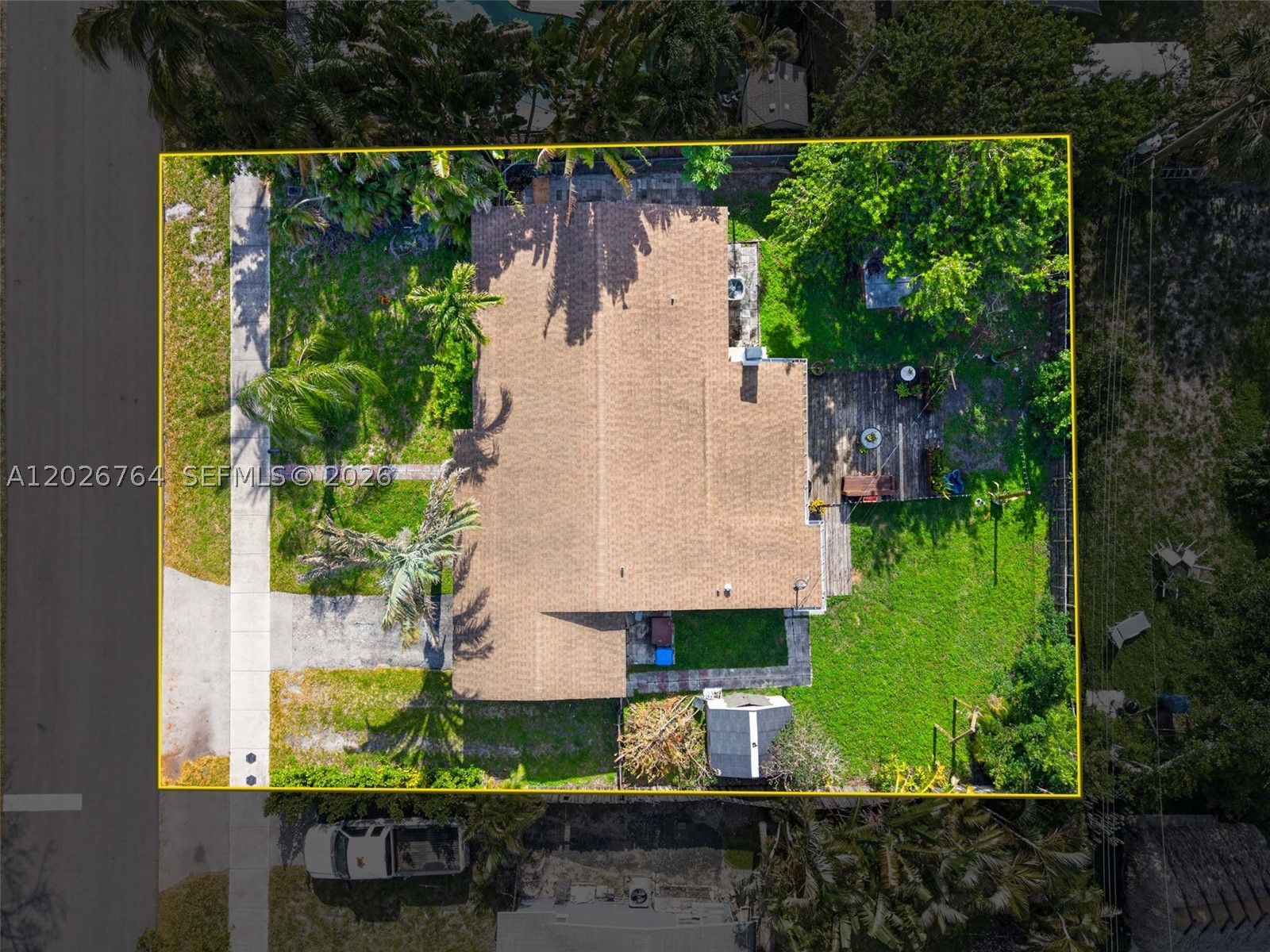 main property photo 20