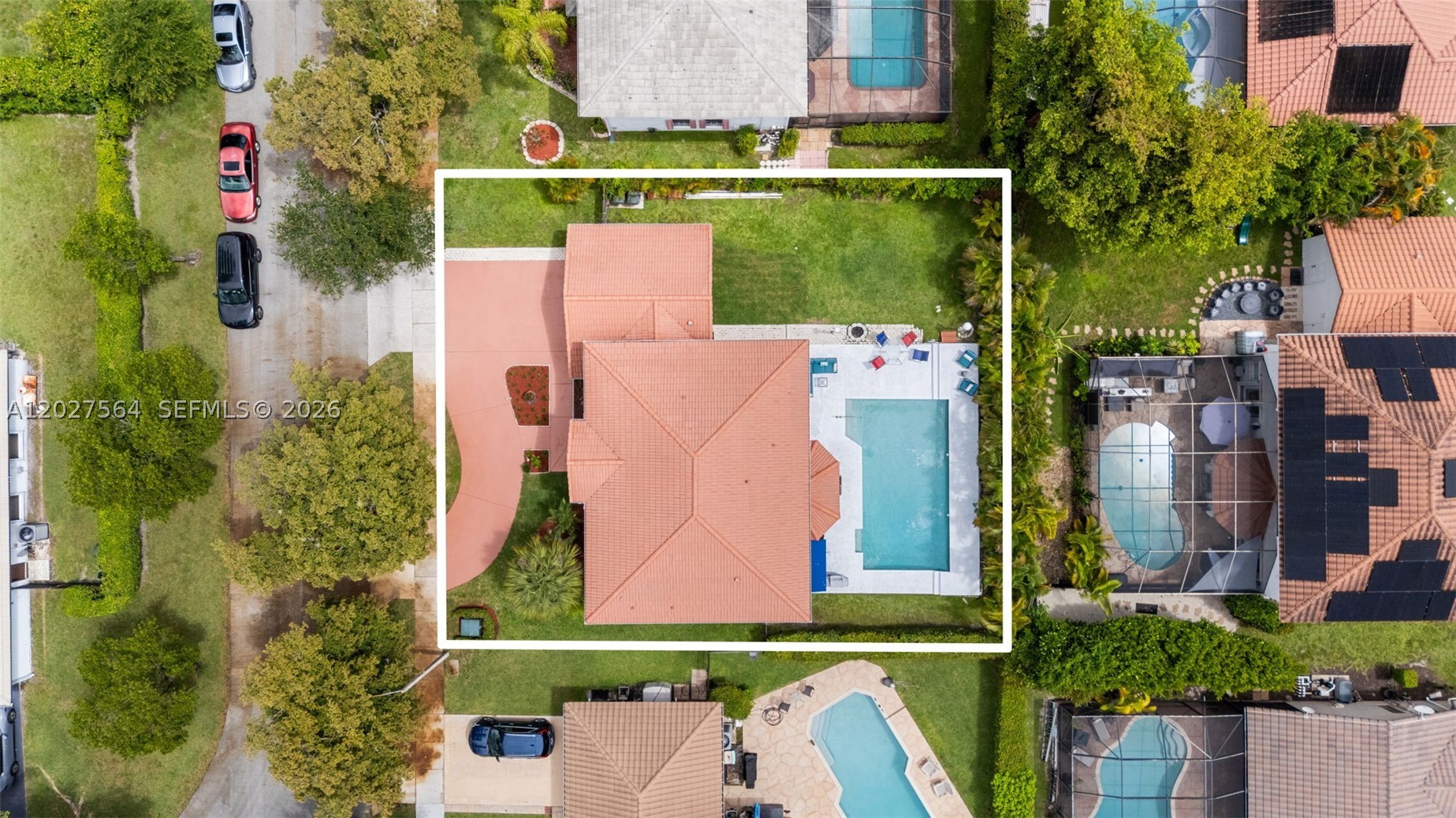 main property photo 33
