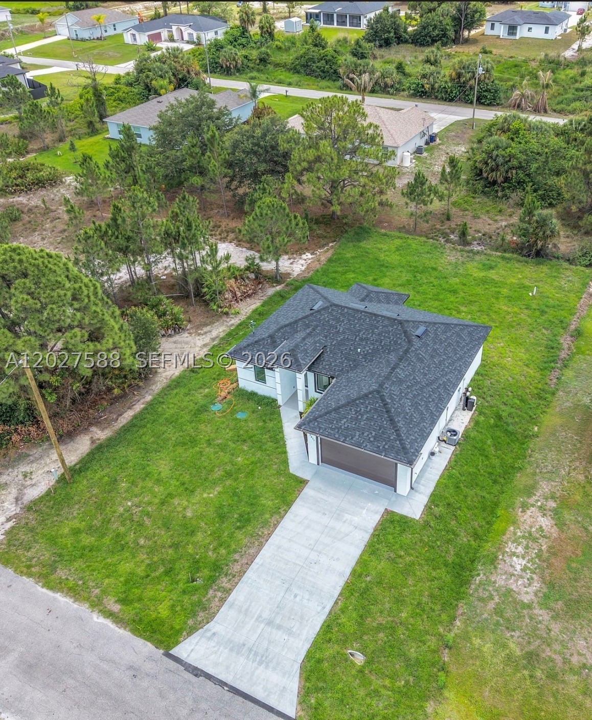 main property photo 31