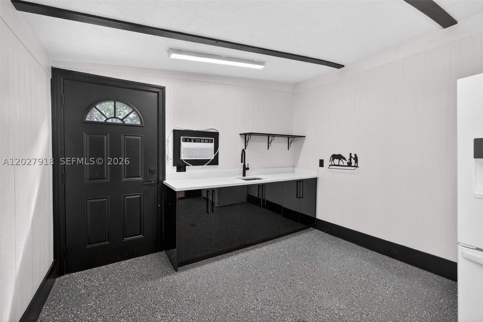 main property photo 76