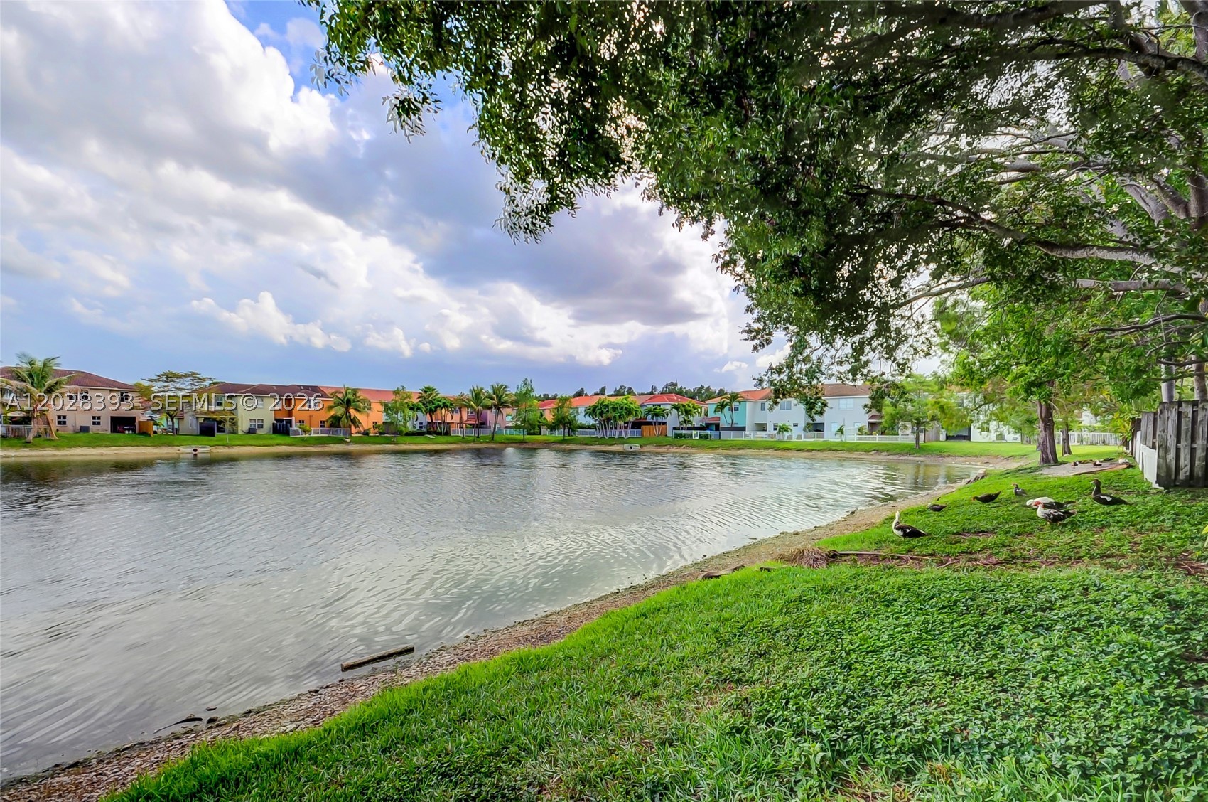 main property photo 27