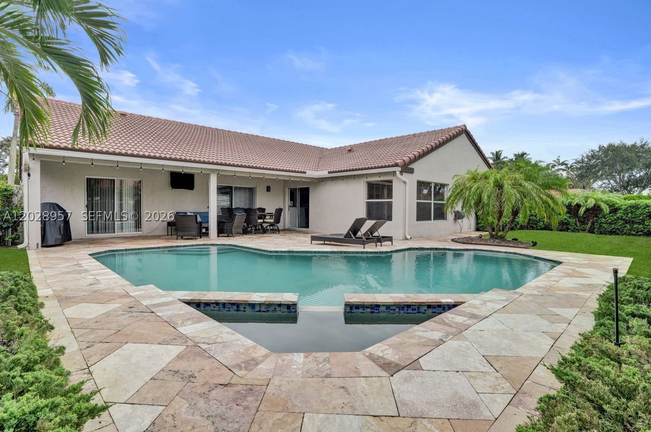 main property photo 79