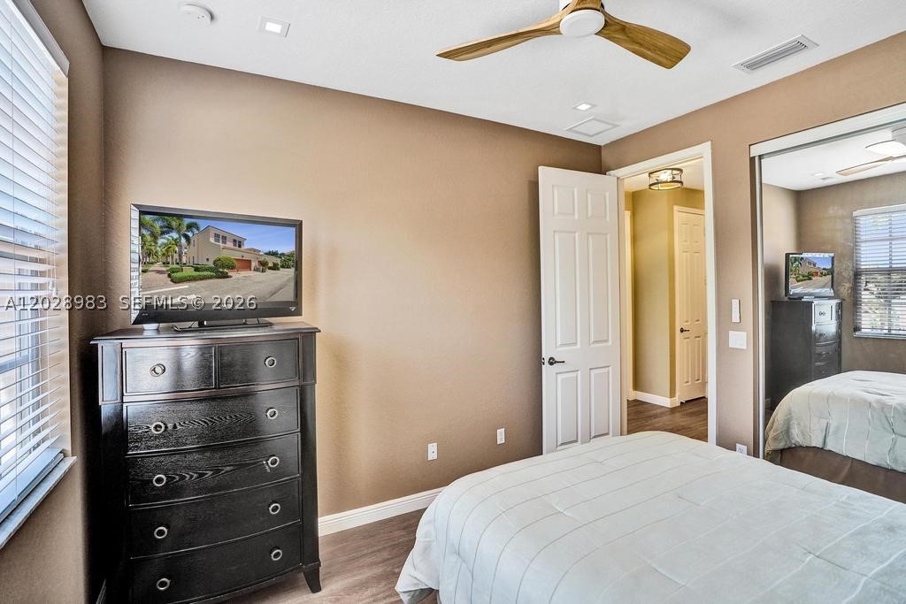 main property photo 76