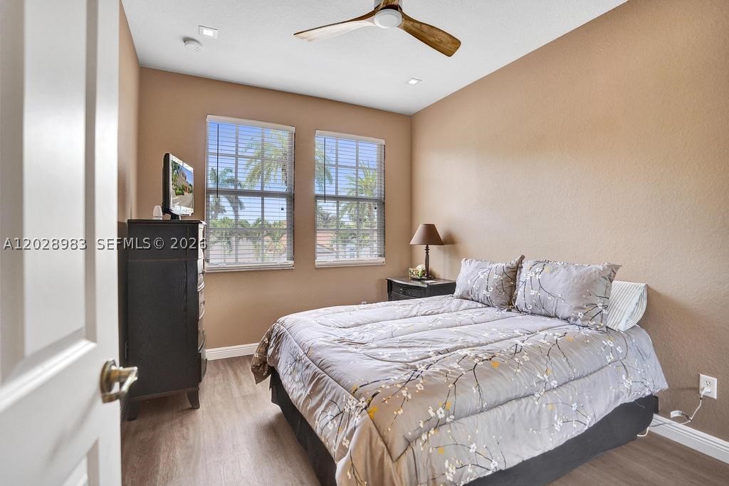 main property photo 79