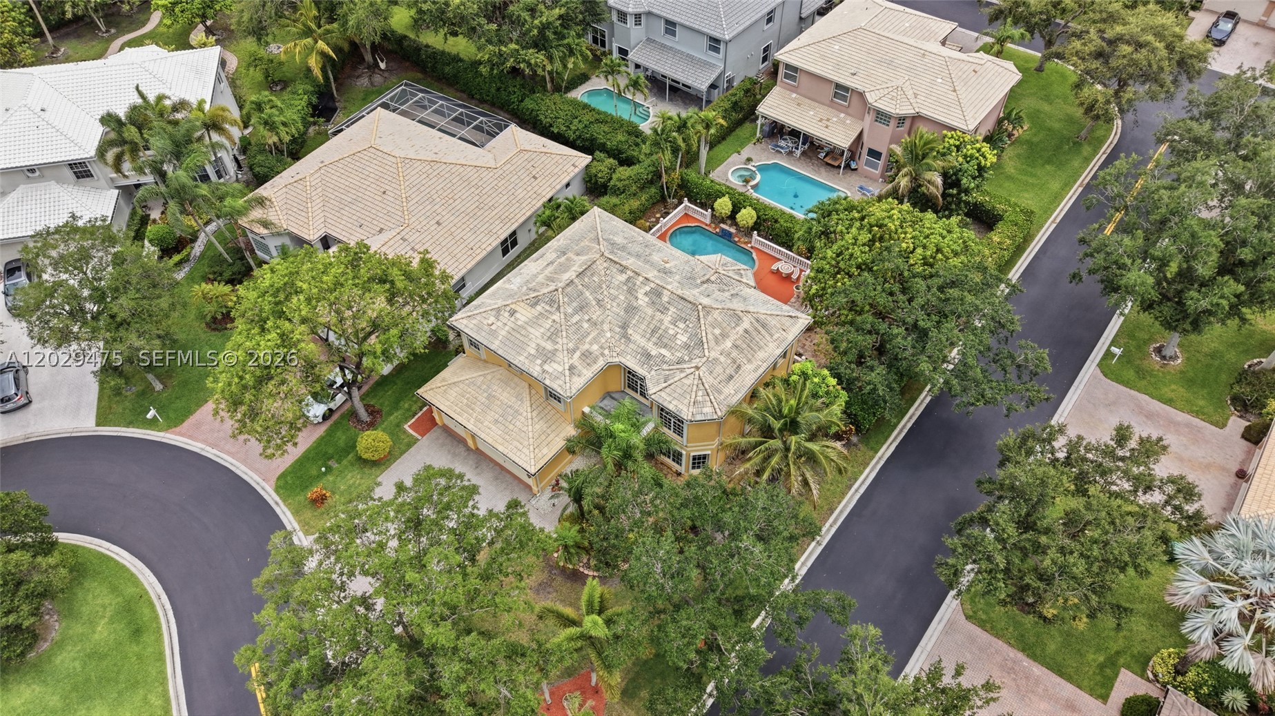 main property photo 49