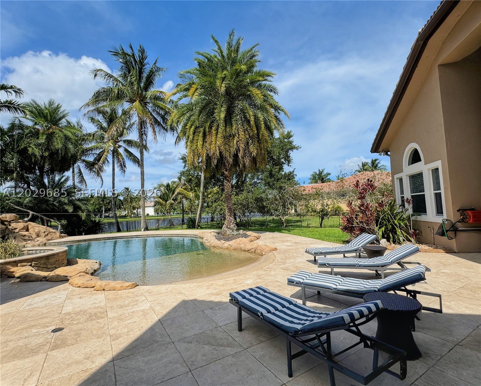 main property photo 114