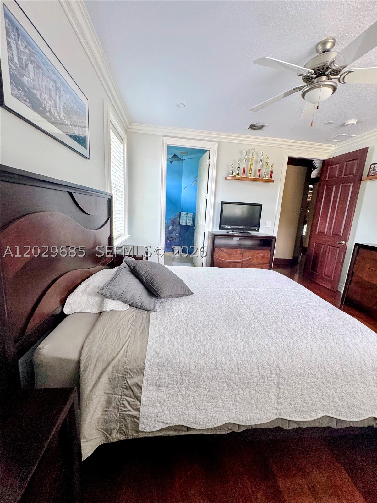 main property photo 90