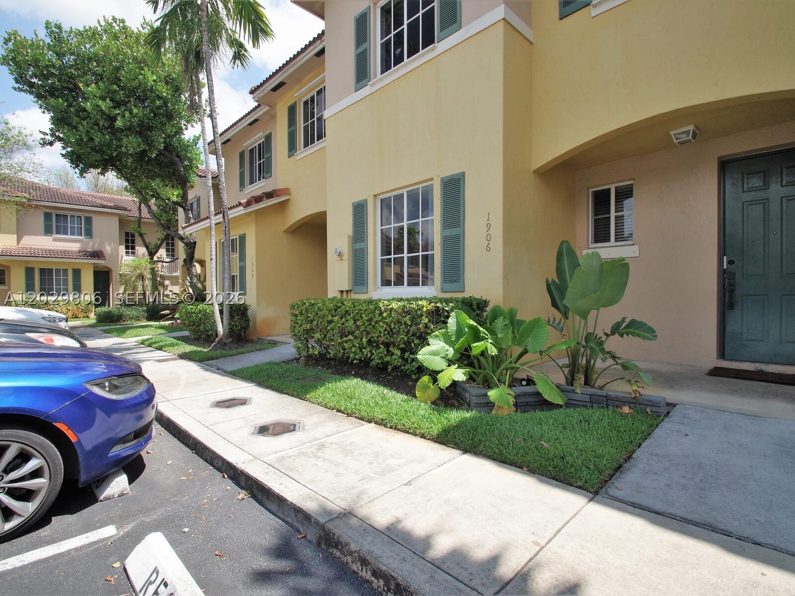 main property photo 31