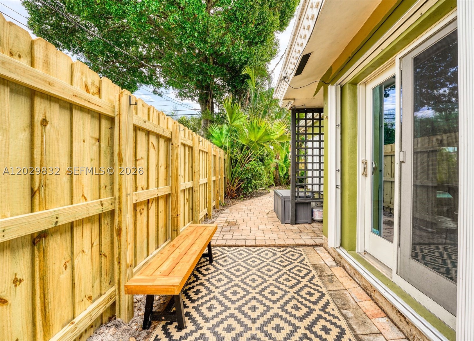 main property photo 31