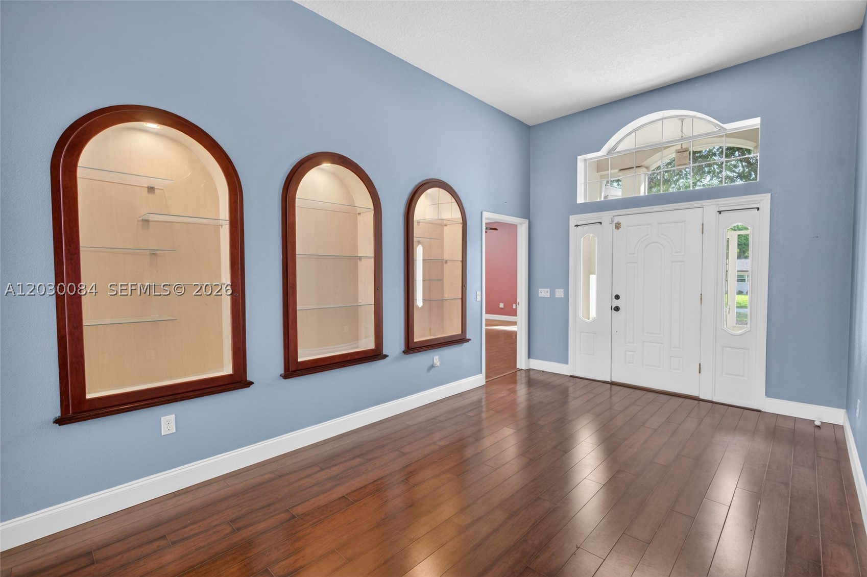 main property photo 6