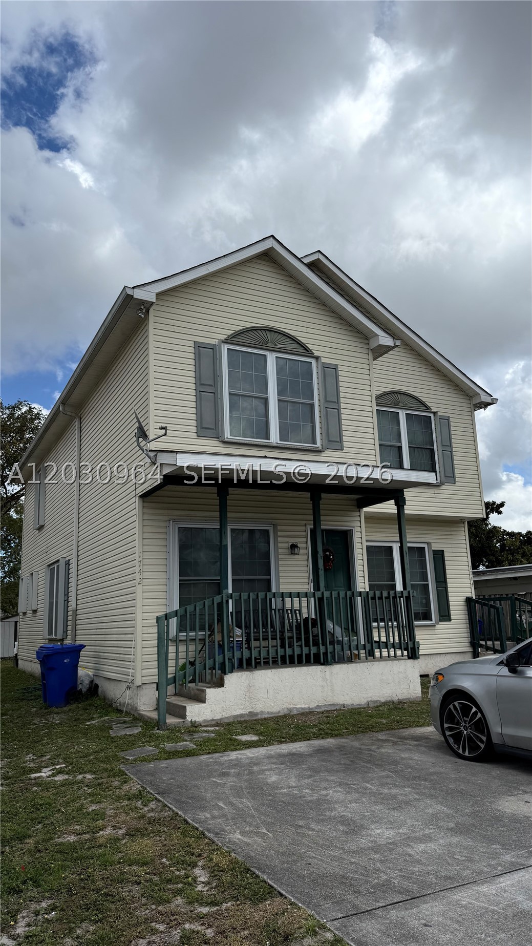 main property photo 6