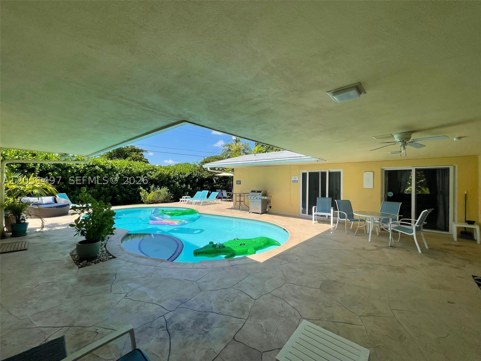 main property photo 51