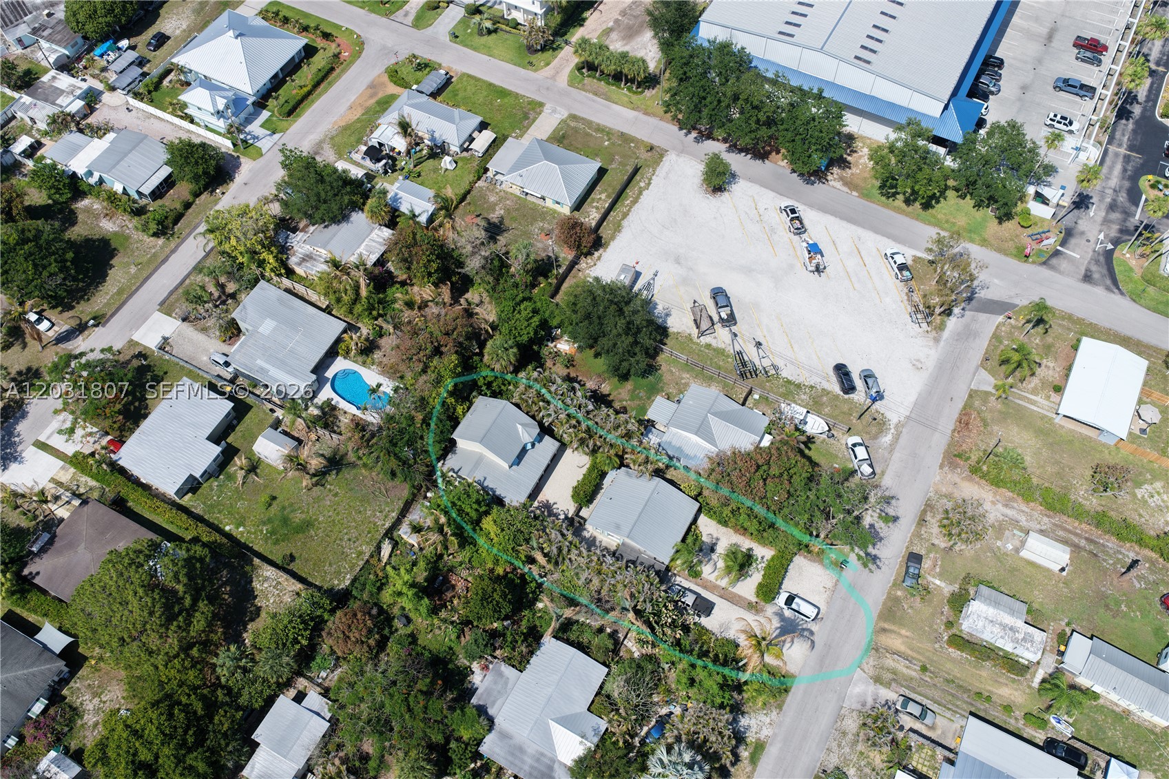 main property photo 77