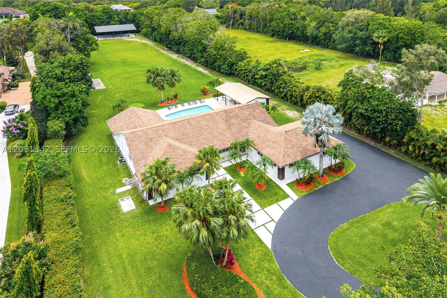 main property photo 64