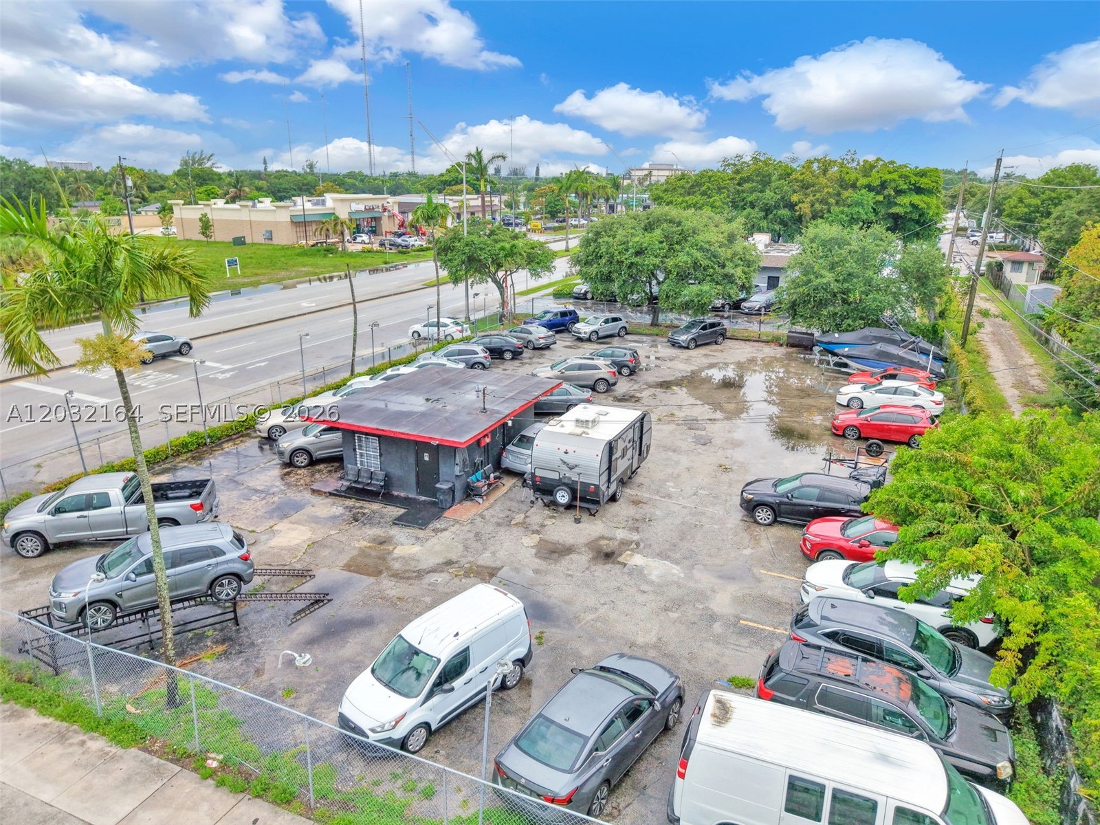 main property photo 13
