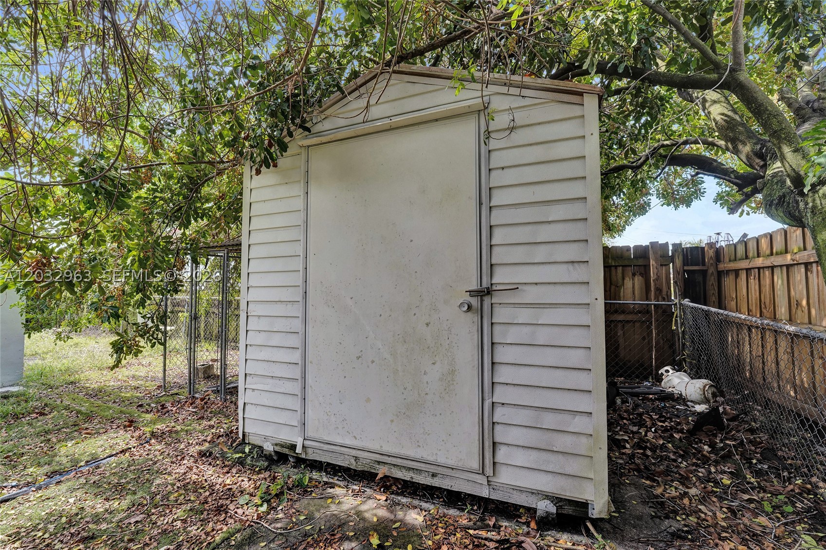 main property photo 48