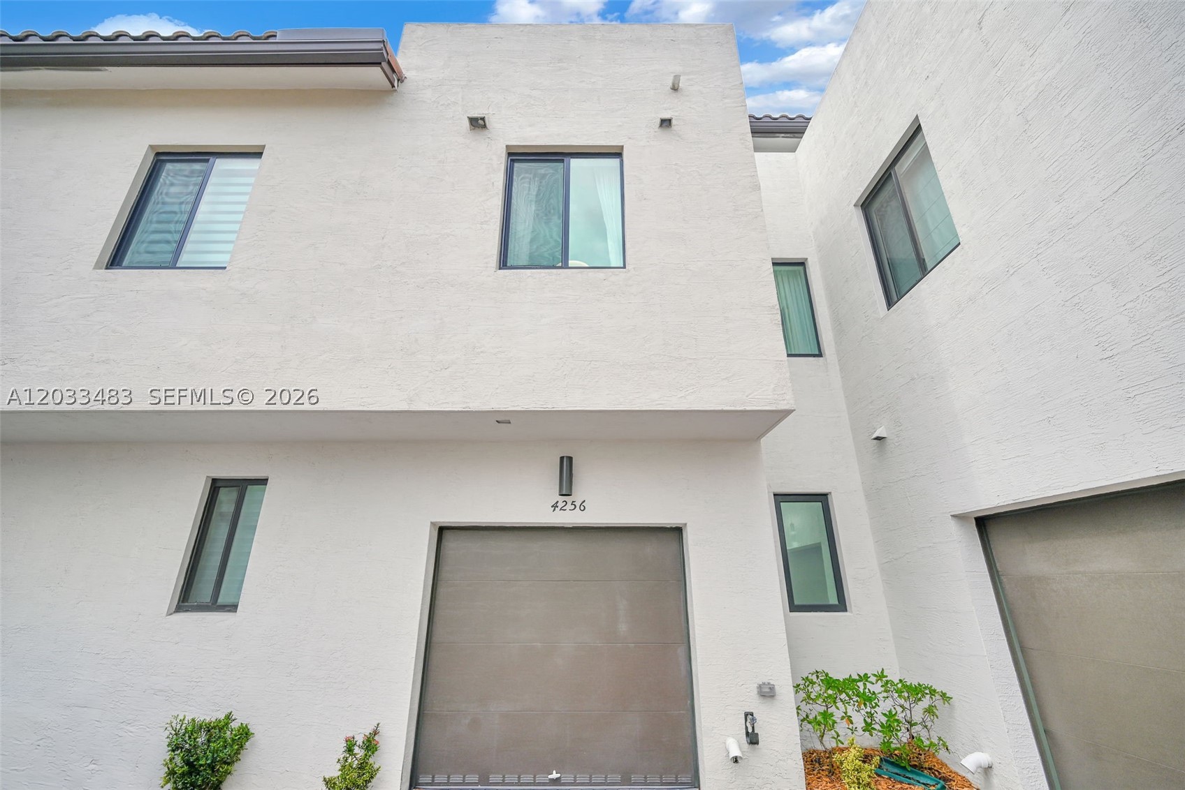 main property photo 60