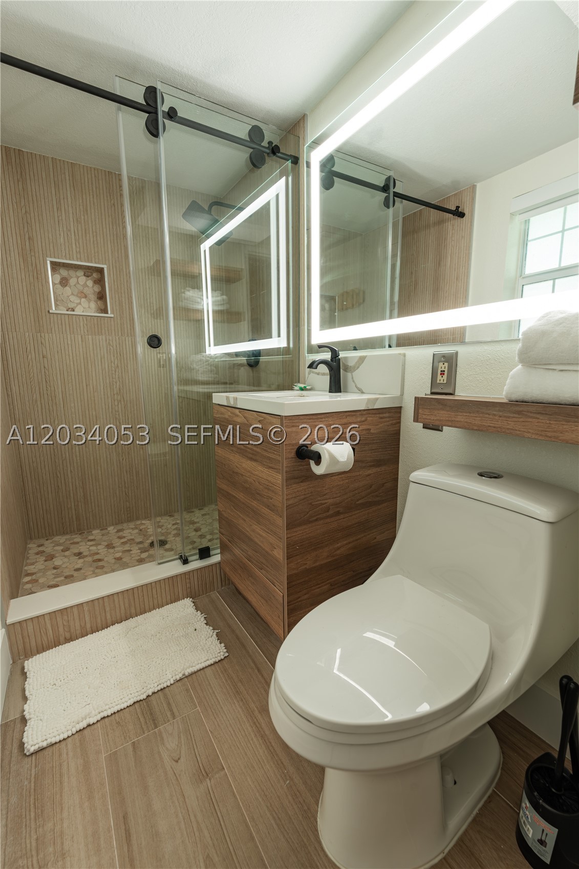 main property photo 135