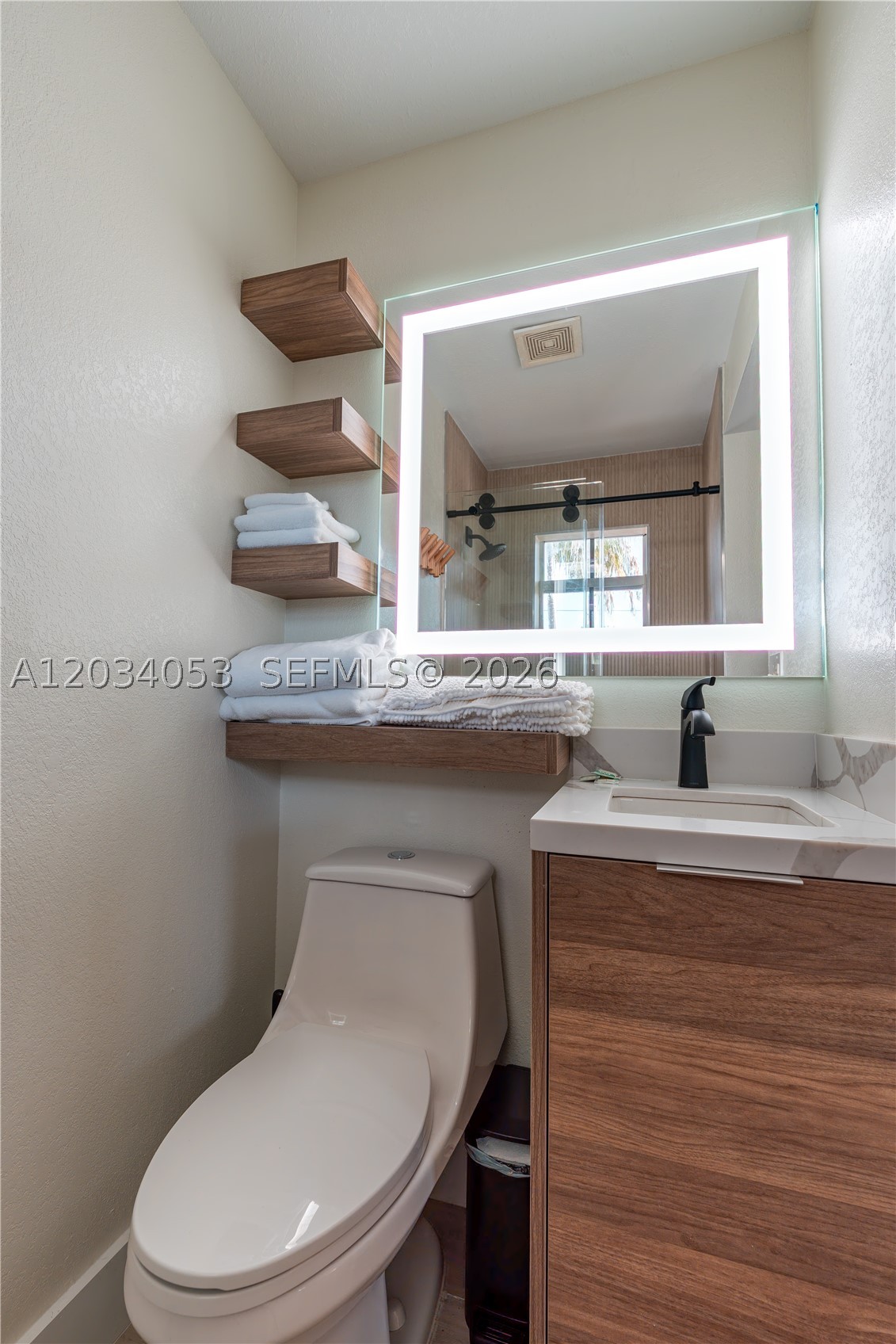 main property photo 81