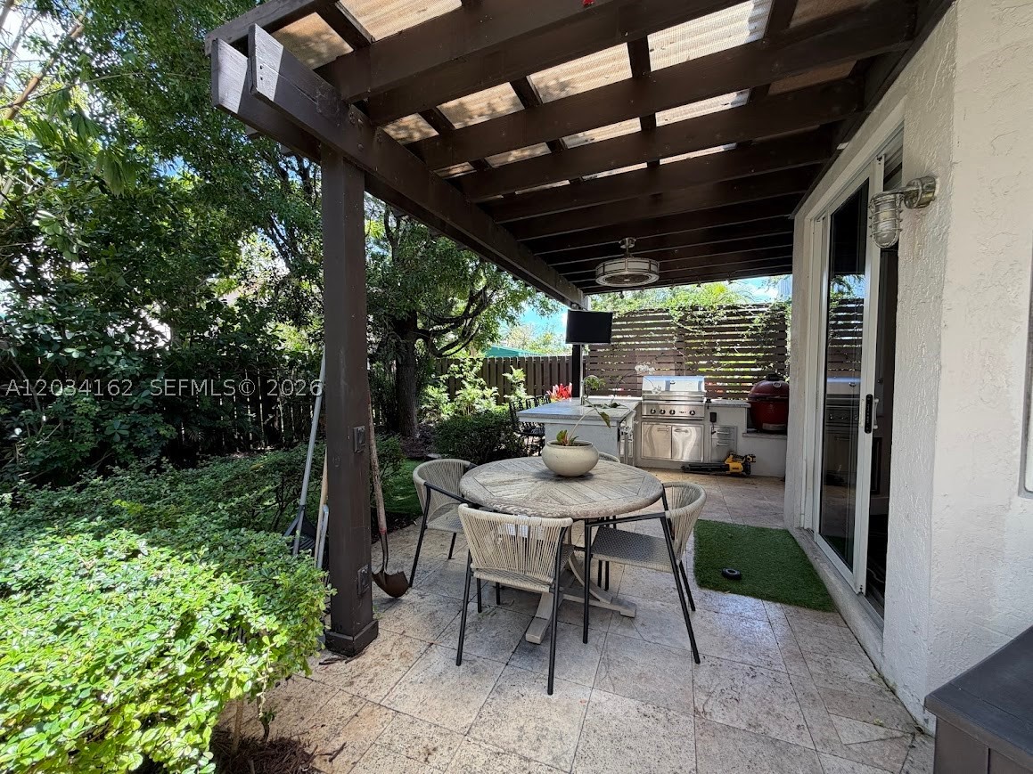 property viewer photo 10