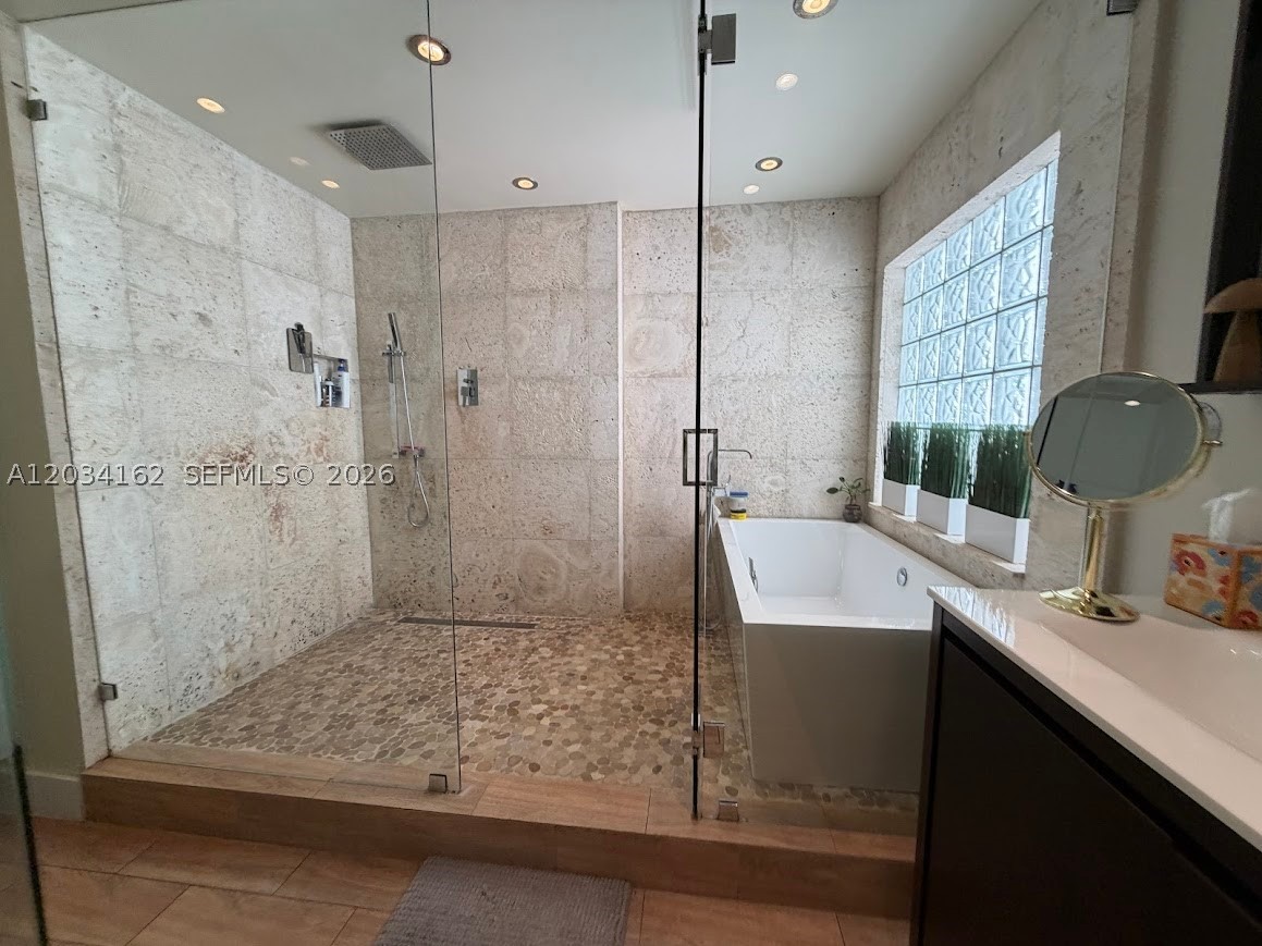 property viewer photo 17