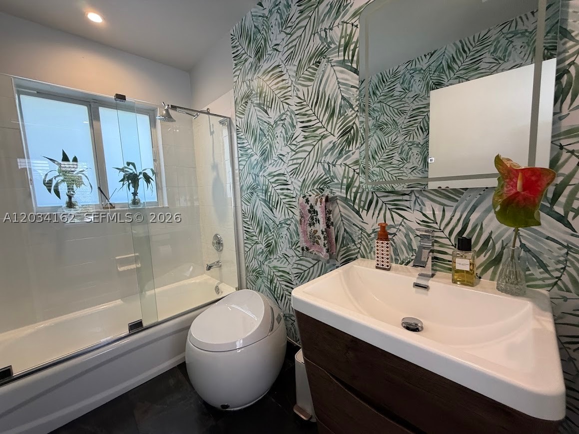 property viewer photo 20