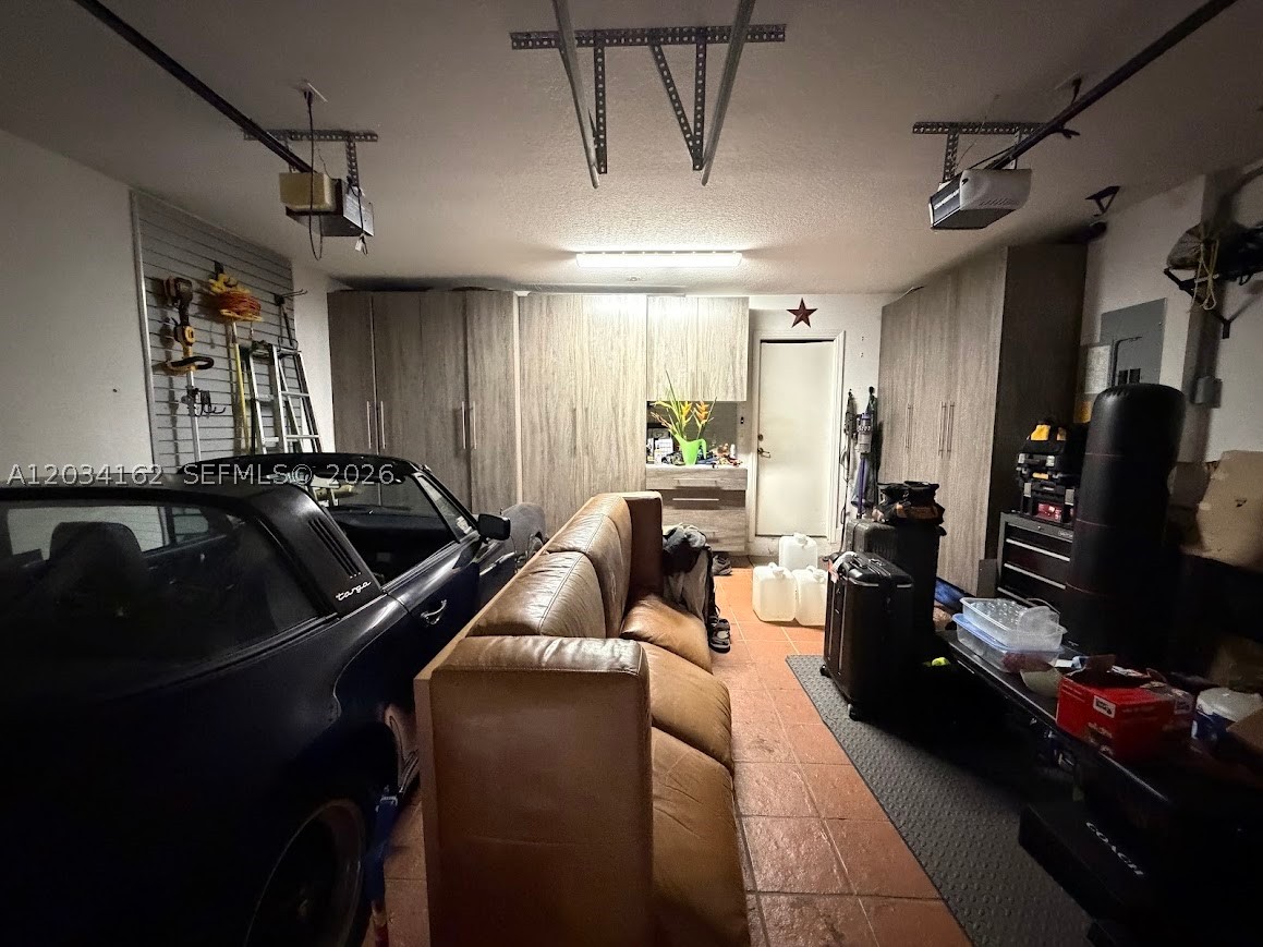 property viewer photo 25