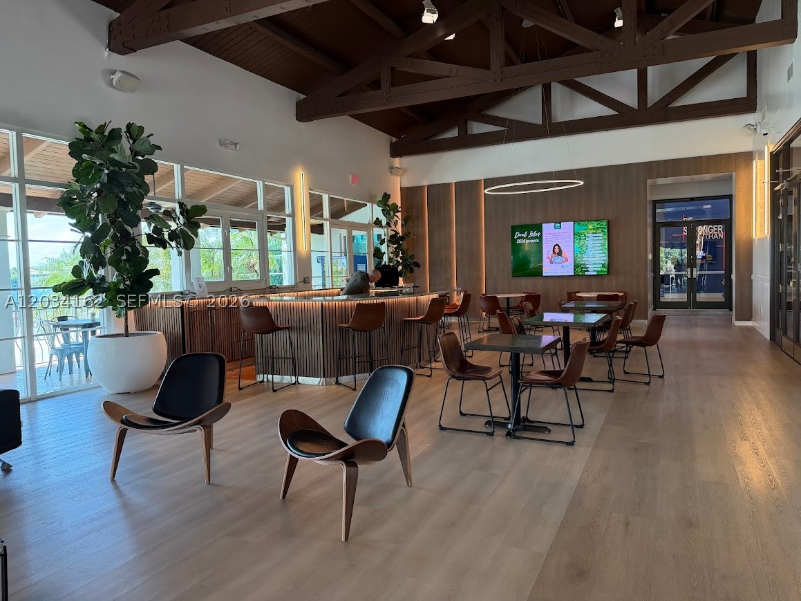 property viewer photo 26
