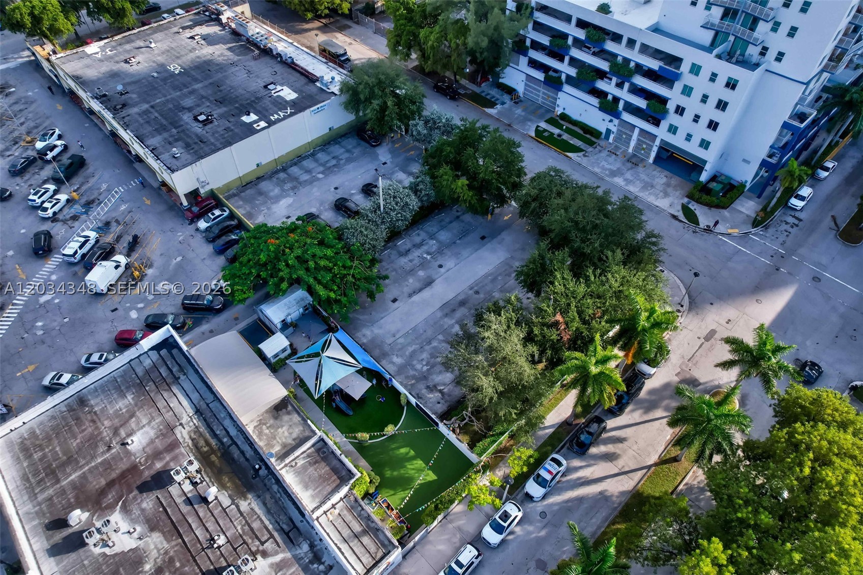 main property photo 25
