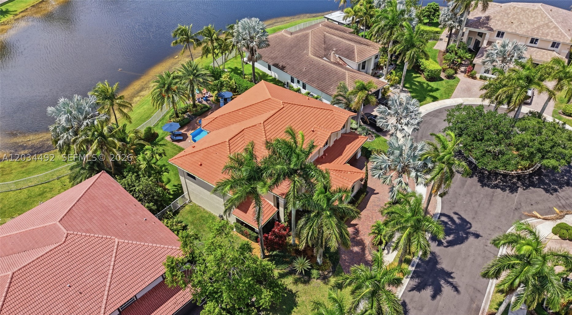 main property photo 47