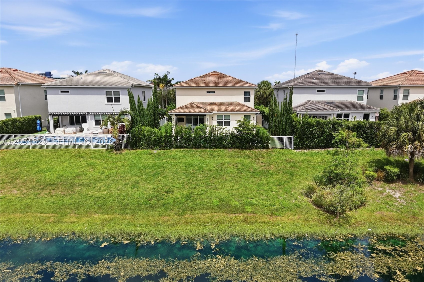 main property photo 59