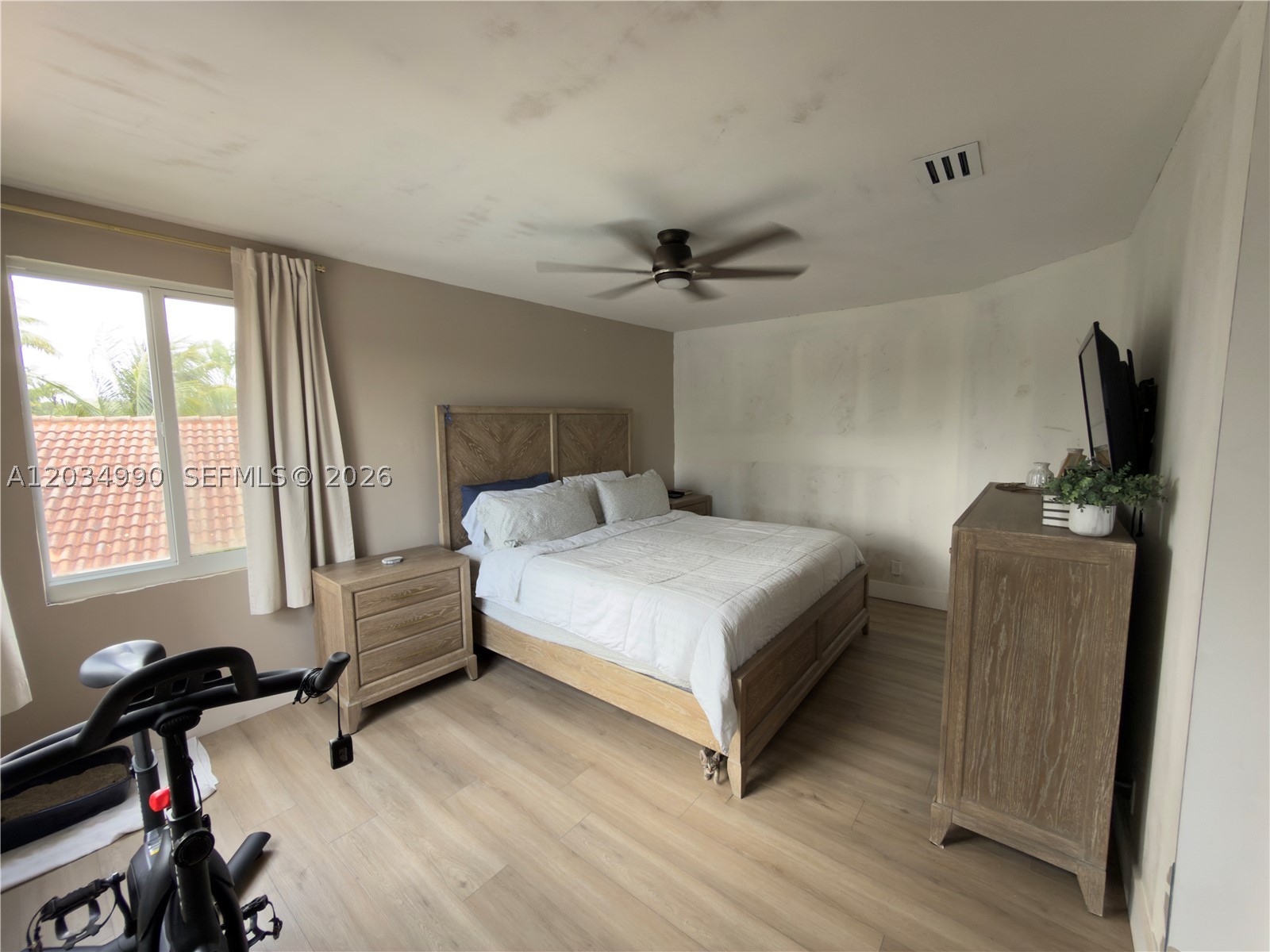 main property photo 64