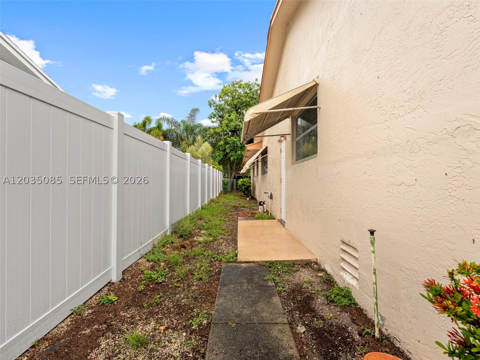 main property photo 51
