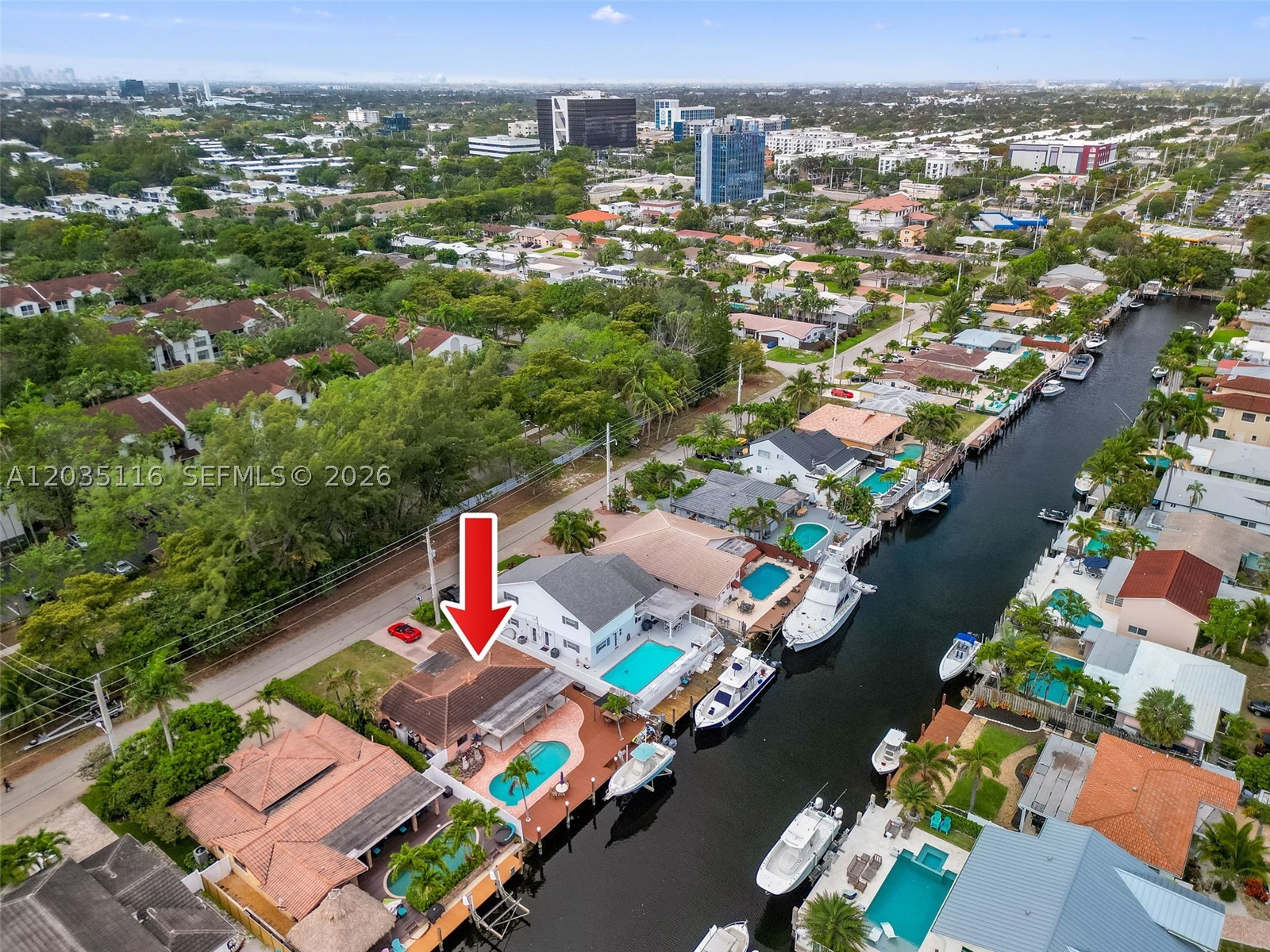 main property photo 45